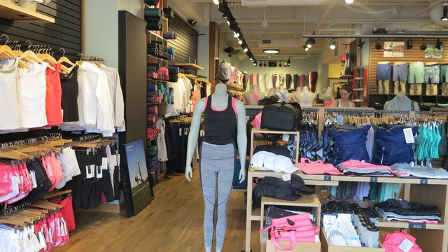 lululemonの店内